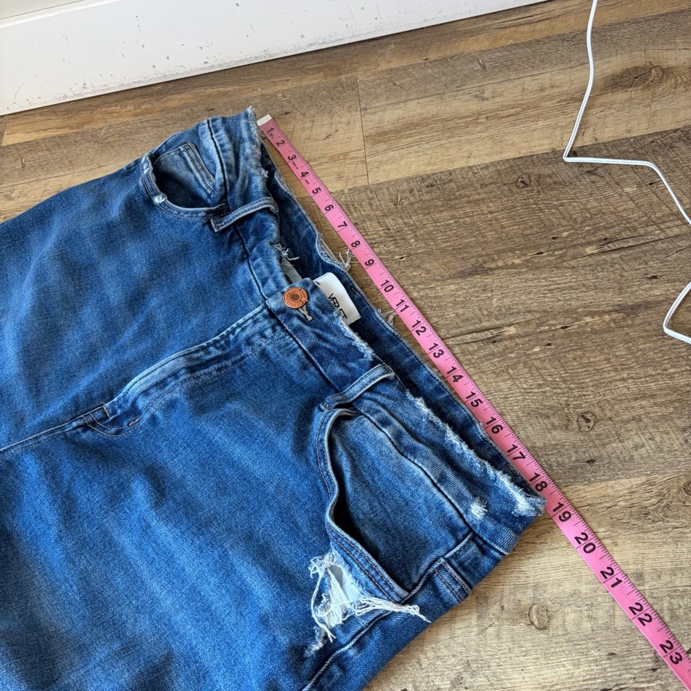 Vervet Distressed Cuff Crop Skinny Jeans - Picture 12 of 15